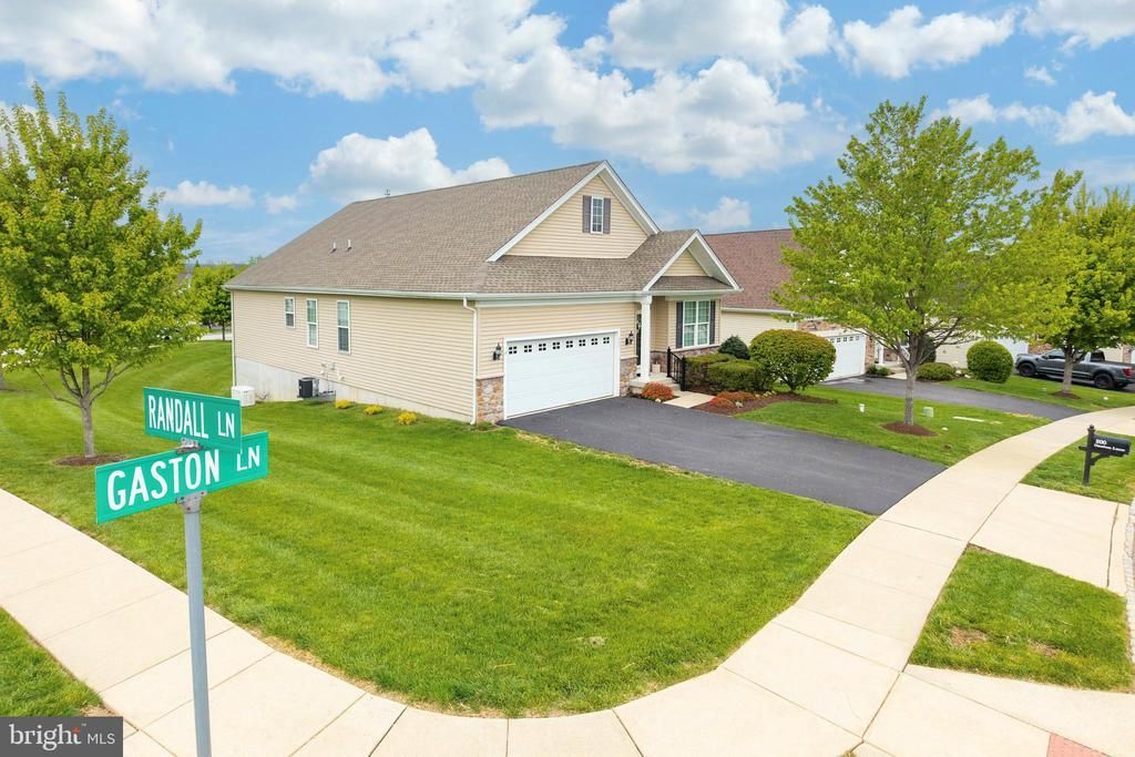 200 Gaston Lane, Coatesville, PA 19320 Main Photo