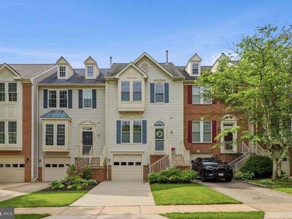 3204 CARNEGIE HALL CIRCLE , OLNEY, MD 20832