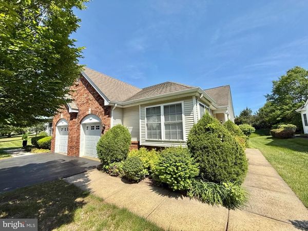 75 MEADOWLARK DRIVE , HAMILTON, NJ 08690
