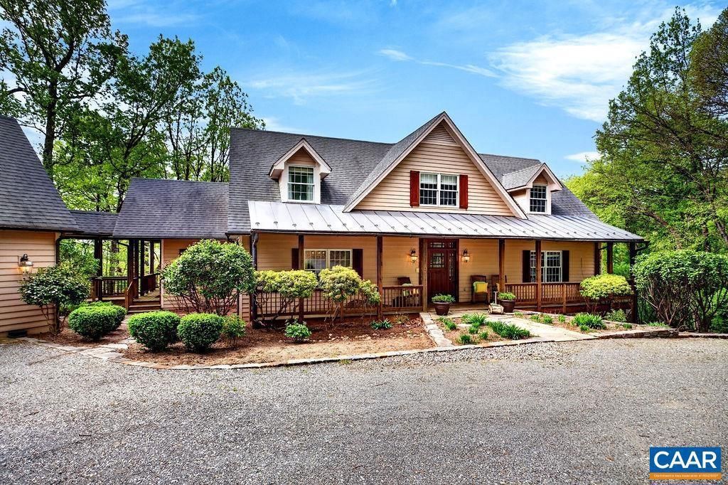 1059 BRYANT MOUNTAIN RD , ROSELAND, VA 22967