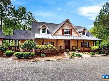 1059 BRYANT MOUNTAIN RD, ROSELAND, VA 22967