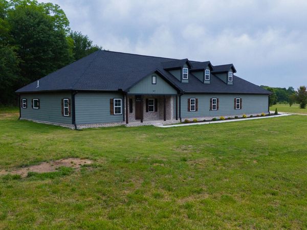 1867 Locust Grove Road, Batesville, AR 72501