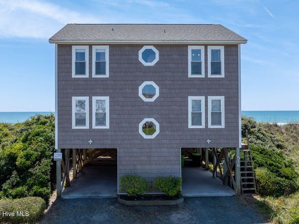 516 Ocean Drive, North Topsail Beach, NC 28460