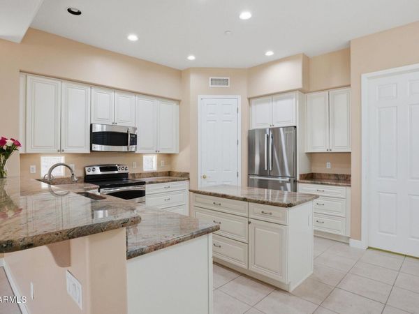 7366 E EAGLE FEATHER Road, Scottsdale, AZ 85266