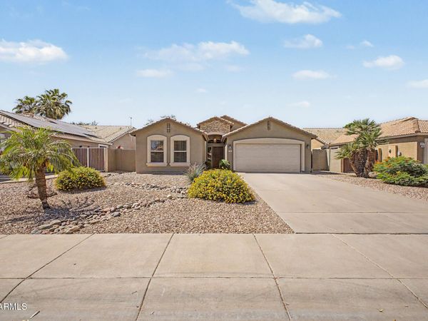 691 E EAGLE Lane, Gilbert, AZ 85296