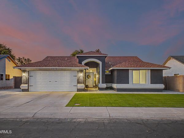 8536 W OCOTILLO Road, Glendale, AZ 85305