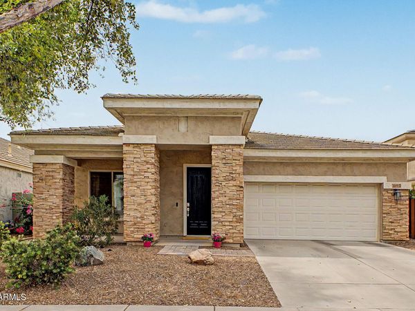 4272 E BUCKBOARD Road, Gilbert, AZ 85297