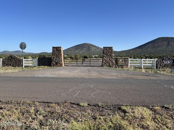 7775 TULIP Trail, Unit 3, Williams, AZ 86046