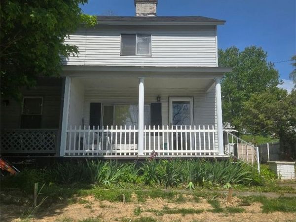 501 Filbert Orient , New Salem, PA 15468