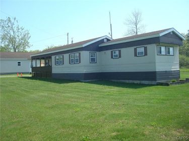 37207 Clayton Center Road, Clayton, NY 13624