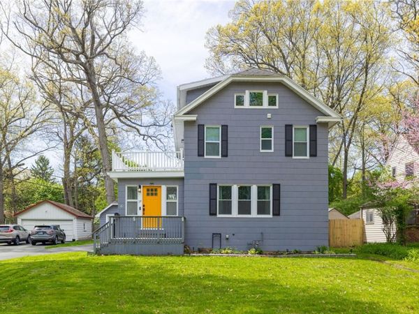 29 W Boulevard Parkway , Rochester, NY 14612