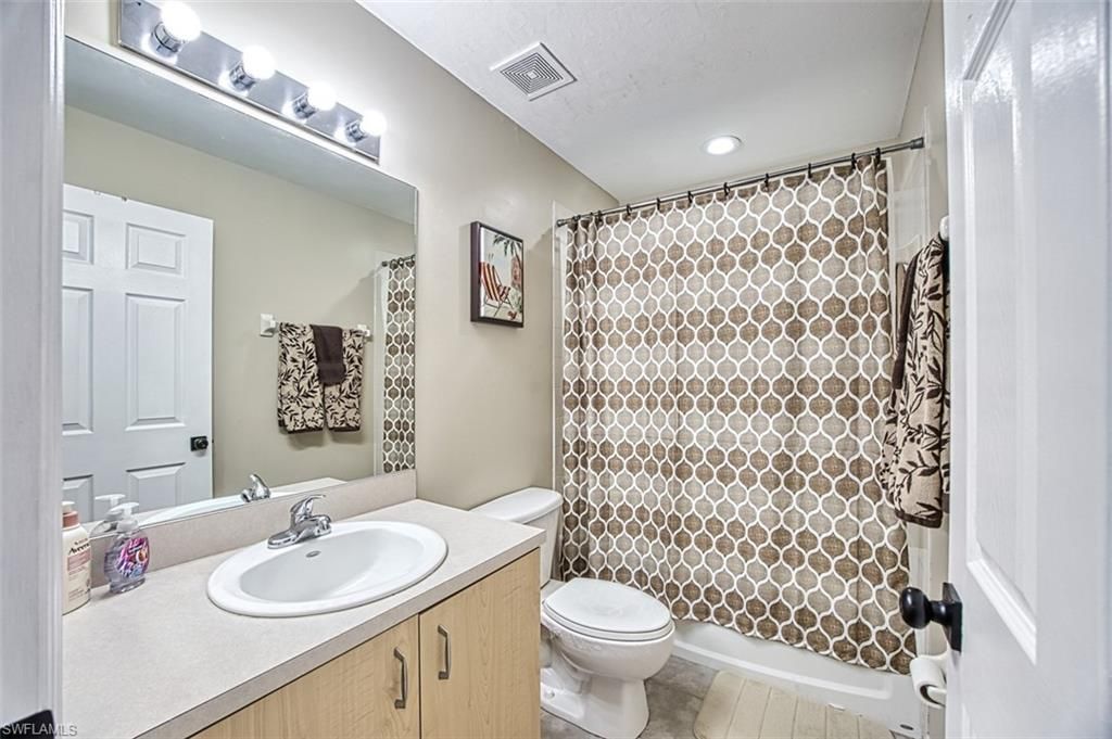 15361 Bellamar Cir, Unit 114, Fort Myers, FL 33908 Photo