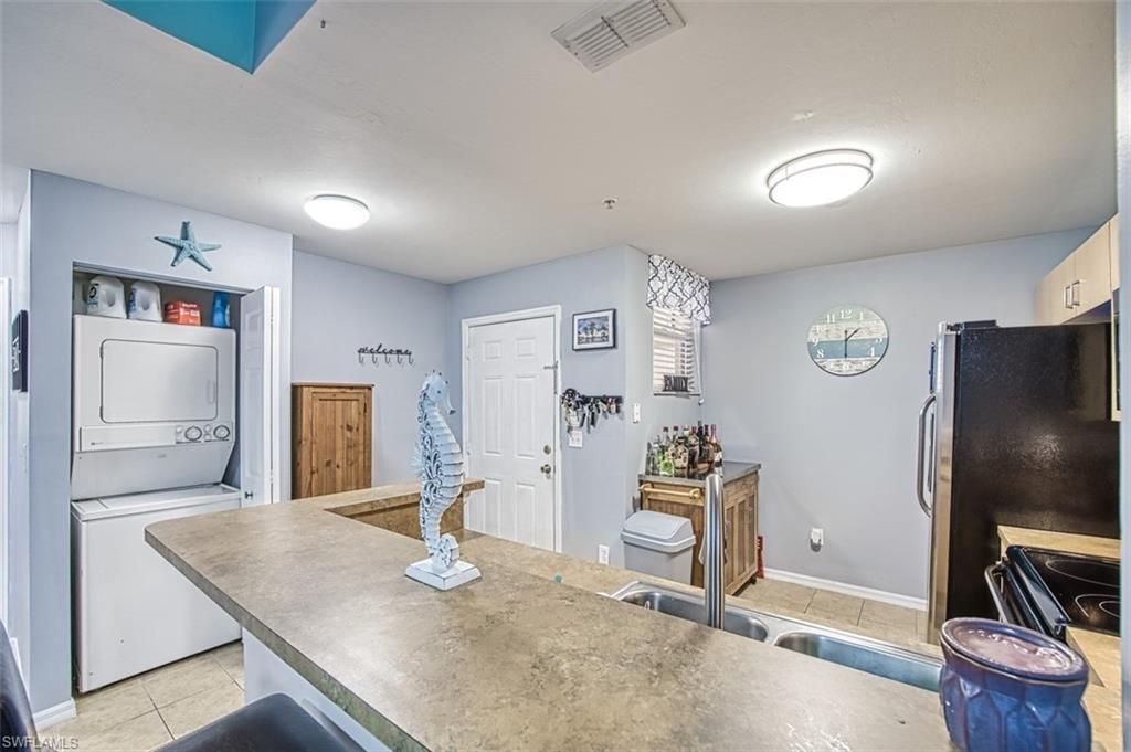 15361 Bellamar Cir, Unit 114, Fort Myers, FL 33908 Photo