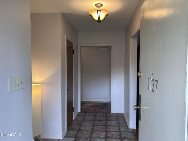 1737 Lexington Parkway, Niskayuna, NY 12309