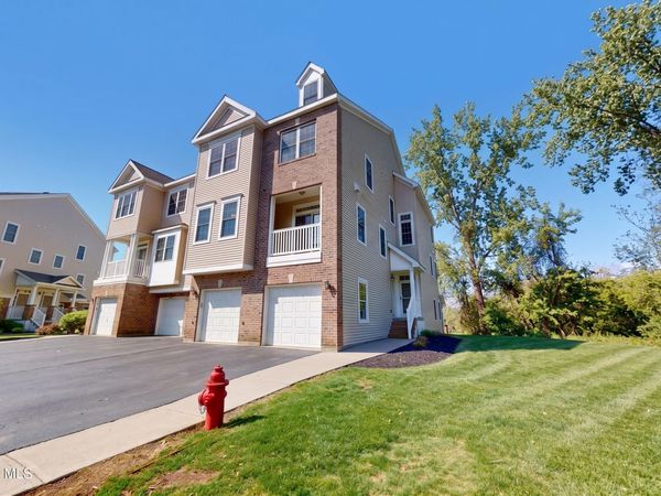 14203 Admirals Walk Drive, Cohoes, NY 12047