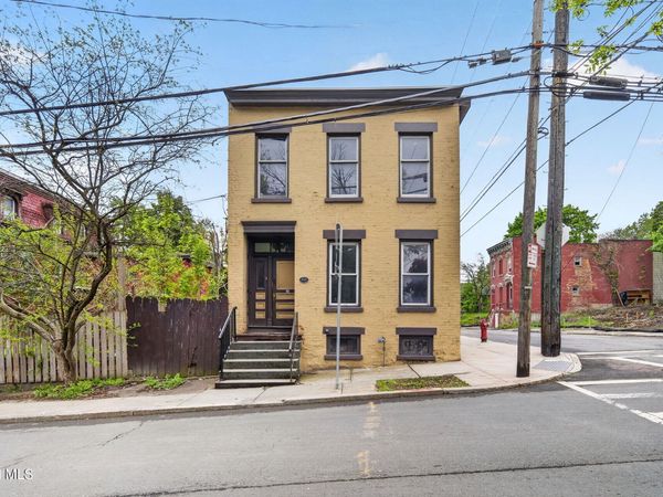 6 Second Avenue, Albany, NY 12202