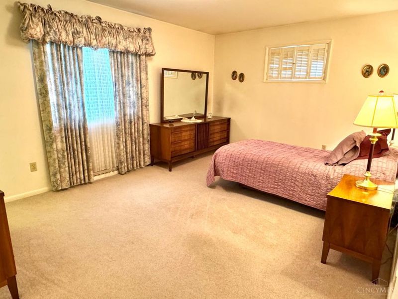 2451 Hunt Road, Reading, OH 45215 Photo 35