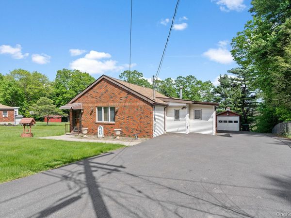 31 Highview Terrace, Bloomingburg, NY 12721
