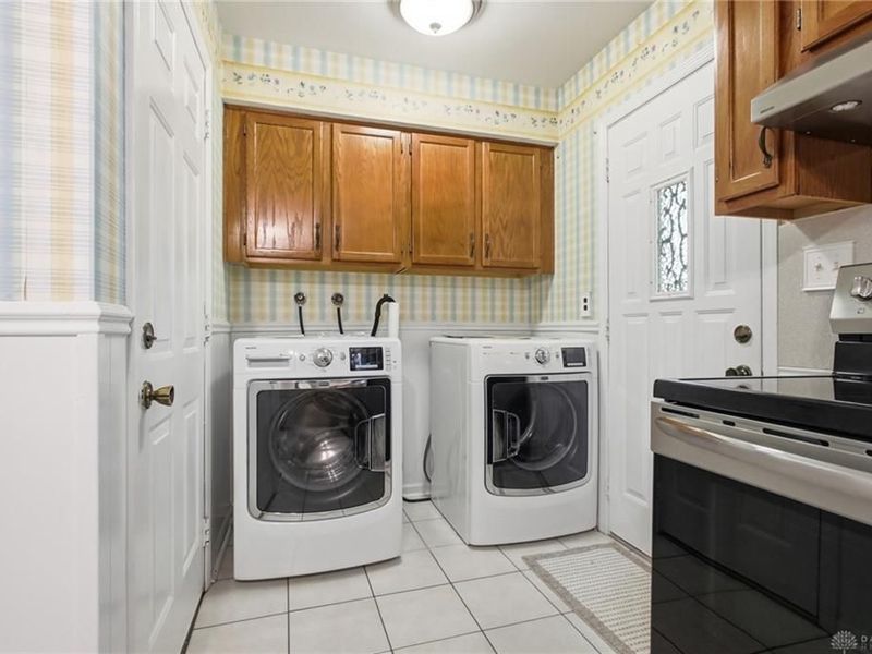 812 Hollendale Drive, Kettering, OH 45429 Photo 17
