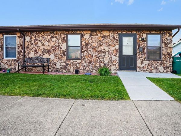924 Berkley Circle, Mishawaka, IN 46544