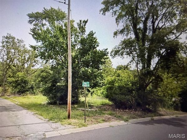 1516 N Main Street , De Soto, MO 63020