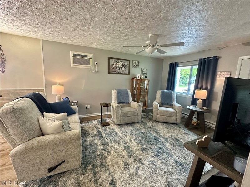 1298 Elberon Avenue , Salem, OH 44460 Photo 9
