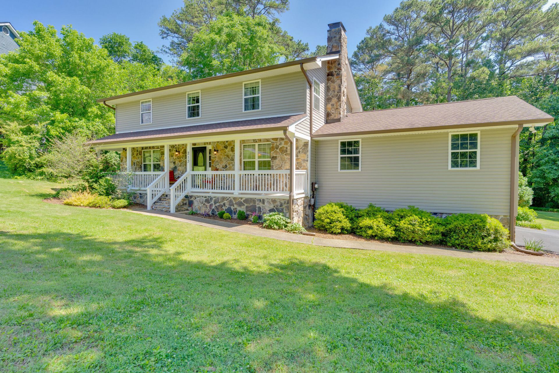 213 Dailey Hill Circle, Ringgold, GA 30736 Main Photo