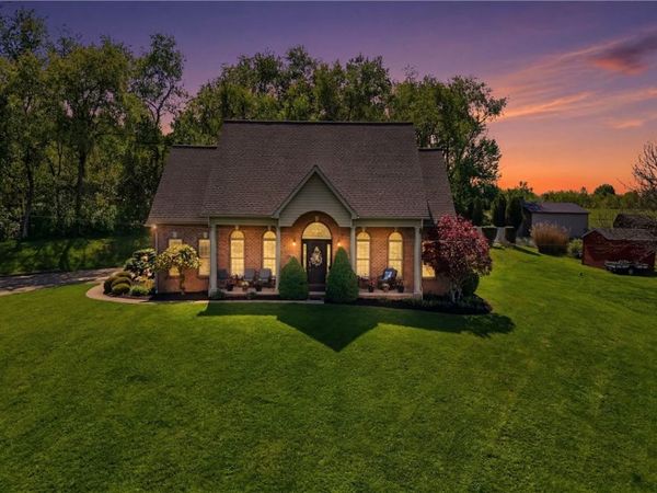 743 Gamble Rd , Oakdale, PA 15071