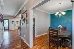 101 E Passage  photo 4