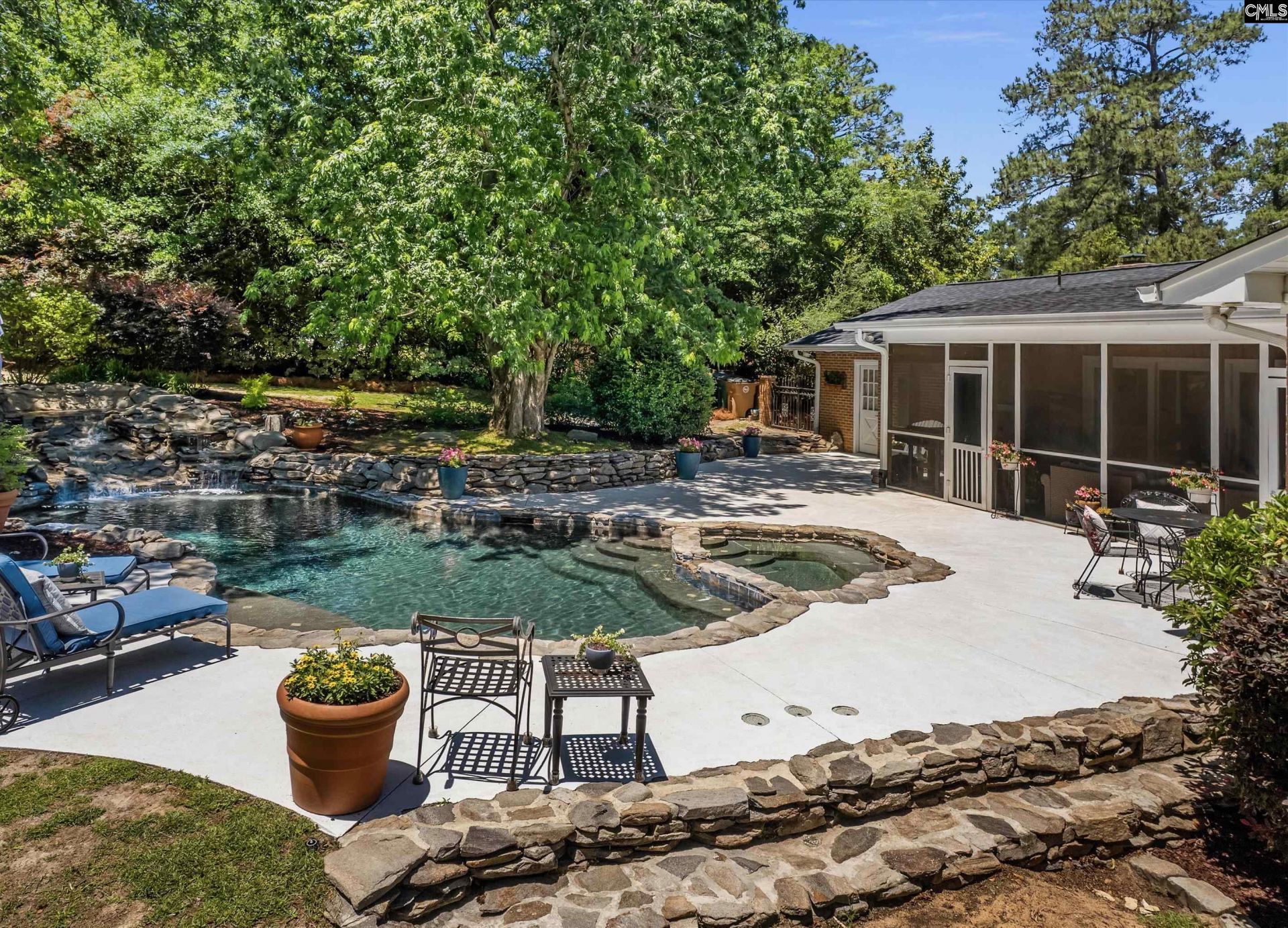 11 Lakecrest Drive  Photo 32