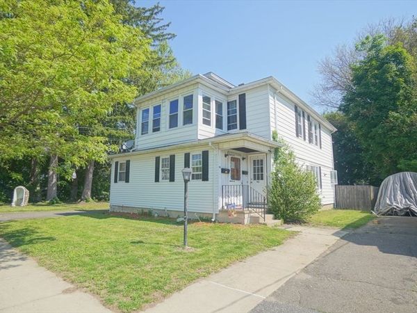 92 Walter St, Chicopee, MA 01013