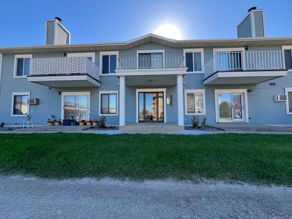 3327 15th Avenue S, Unit D, Fargo, ND 58103