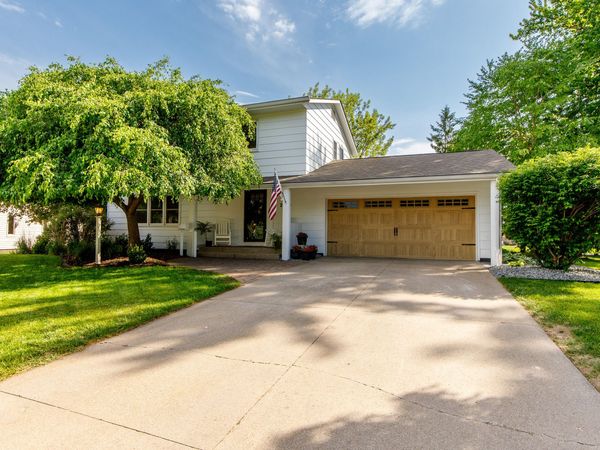 2515 Eisenhower Avenue, Ames, IA 50010