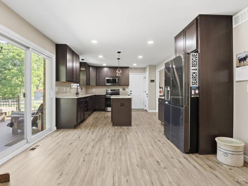 736 Wards Corner, Loveland, OH 45140 Photo 16