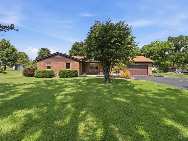 736 Wards Corner, Loveland, OH 45140 Photo 2