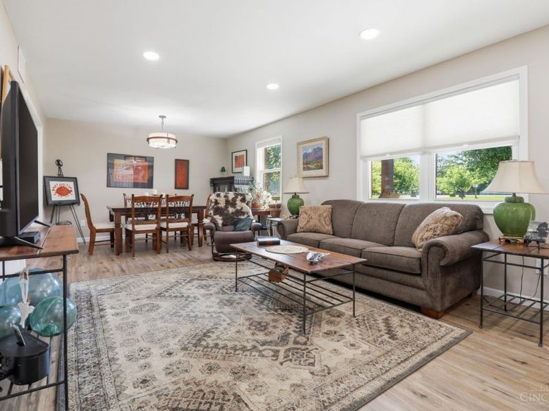 736 Wards Corner, Loveland, OH 45140 Photo 7