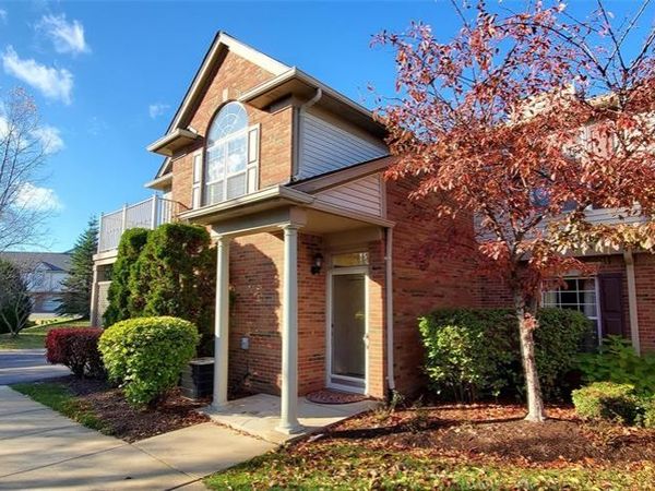 3633 Oakmonte Boulevard, Oakland Twp, MI 48306