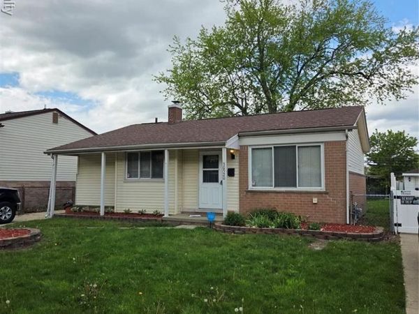 30520 Hiveley Street , Westland, MI 48186