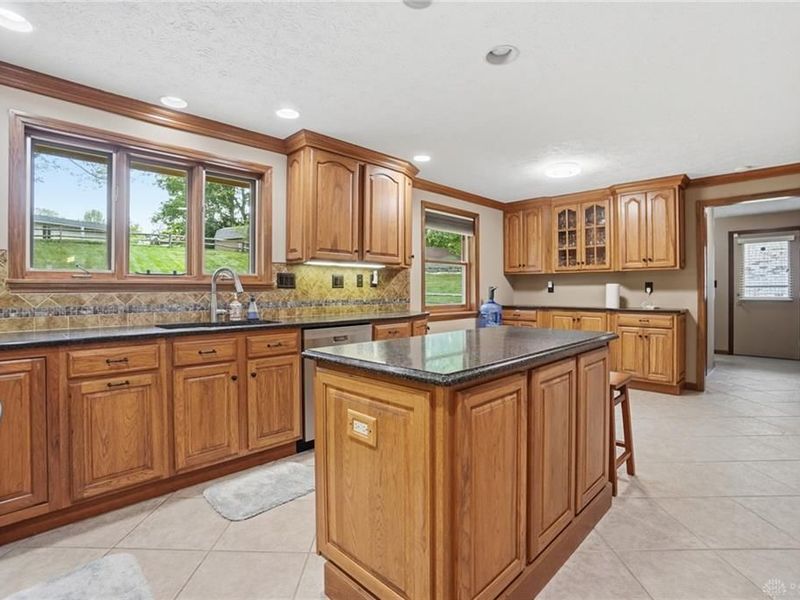 7880 John Elwood Drive, Centerville, OH 45459 Photo 17