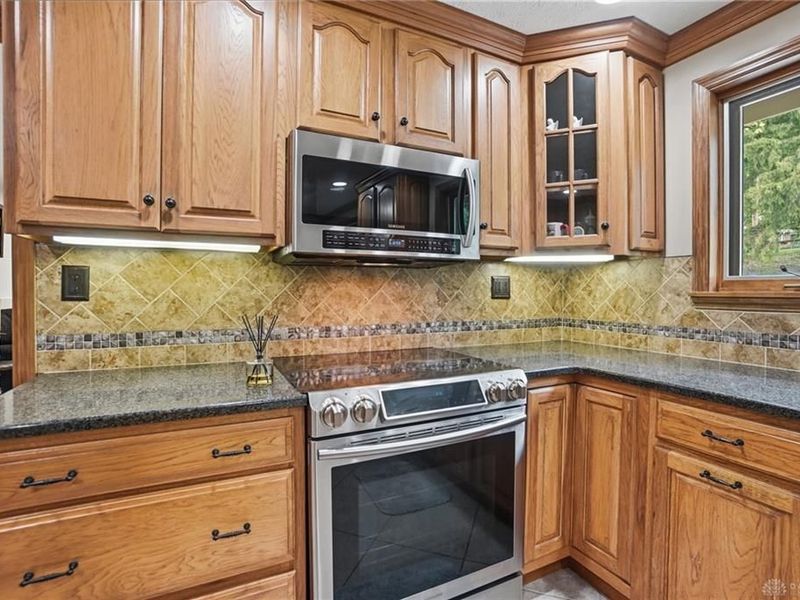 7880 John Elwood Drive, Centerville, OH 45459 Photo 21