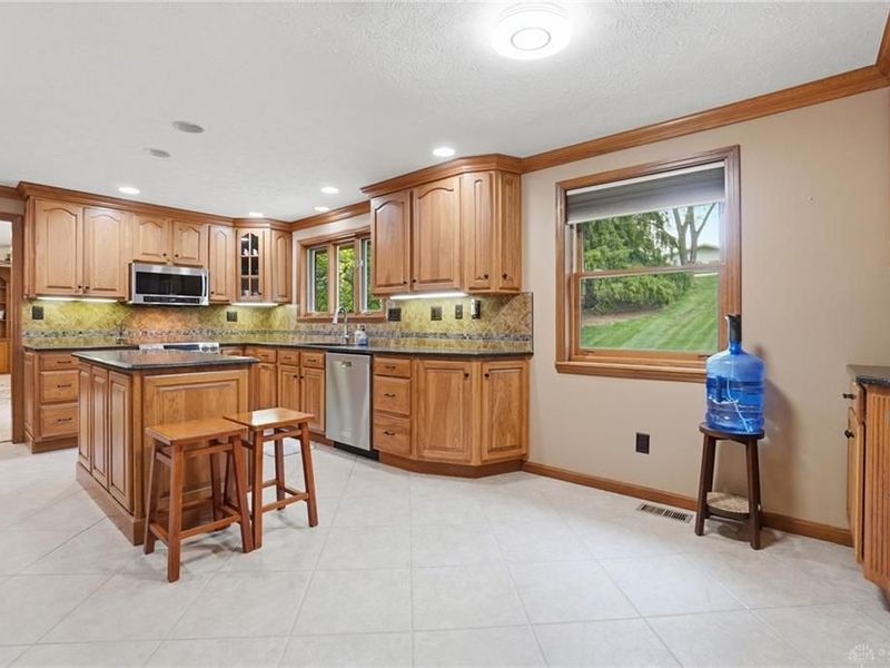 7880 John Elwood Drive, Centerville, OH 45459 Photo 27