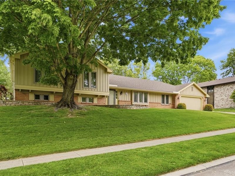 7880 John Elwood Drive, Centerville, OH 45459 Photo 3