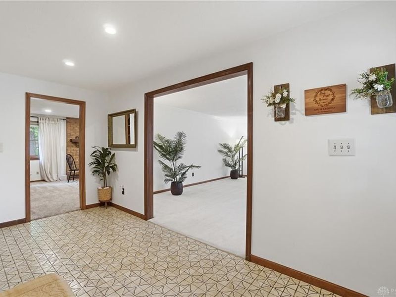 7880 John Elwood Drive, Centerville, OH 45459 Photo 8
