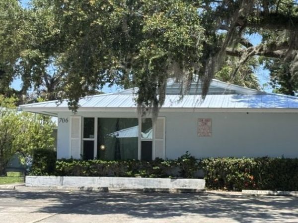 706-720-738 19th Street, Vero Beach, FL 32960