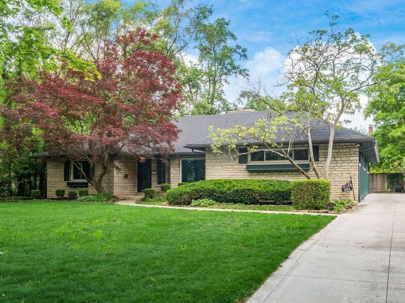 381 Northview Drive, Bexley, OH 43209 Photo 2