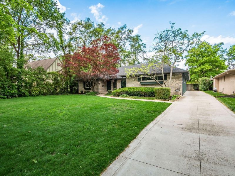 381 Northview Drive, Bexley, OH 43209 Photo 3