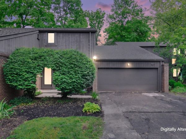 1627 Coppertree Road , Columbus, OH 43232