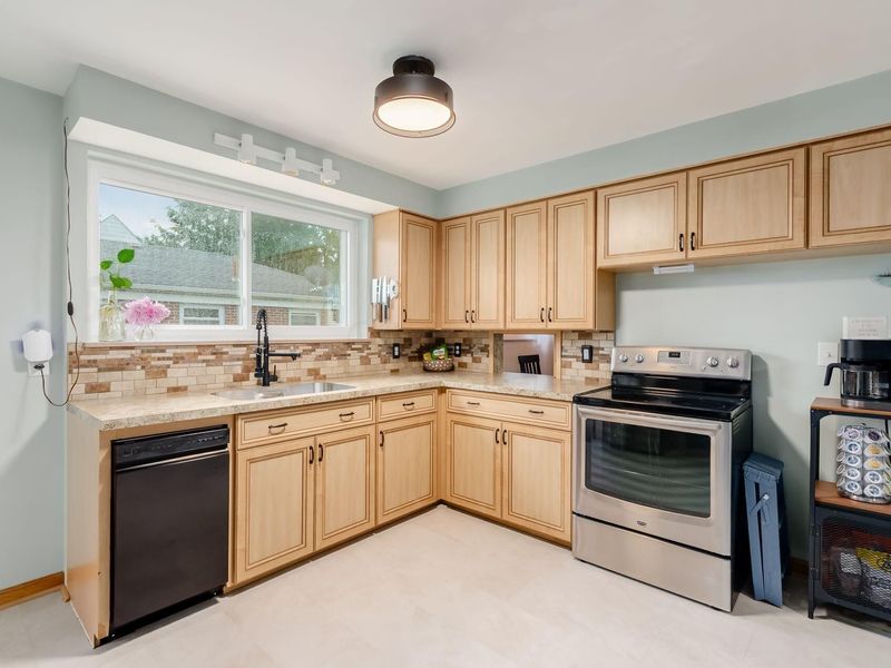 136 S Sylvan Avenue, Columbus, OH 43204 Photo 8