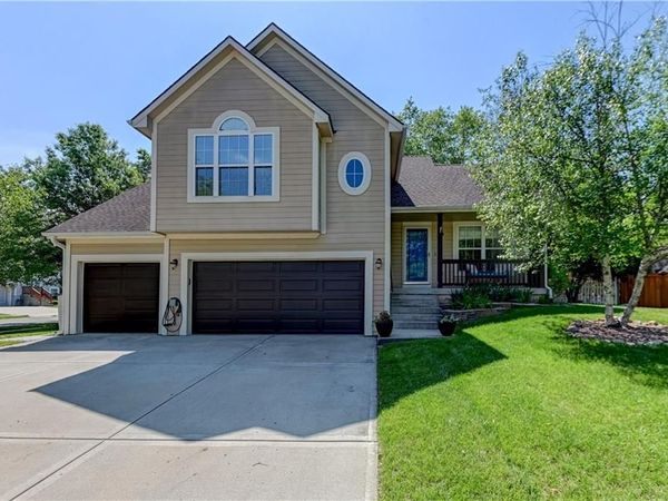 1750 Bridget Place, Liberty, MO 64068