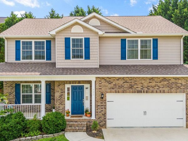 732 Heathgate Rd, Knoxville, TN 37922